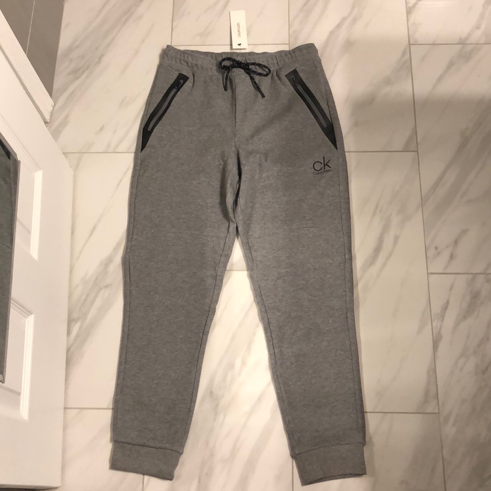 Men’s Calvin Klein Jogger Sweatpants - Picture 5 of 7